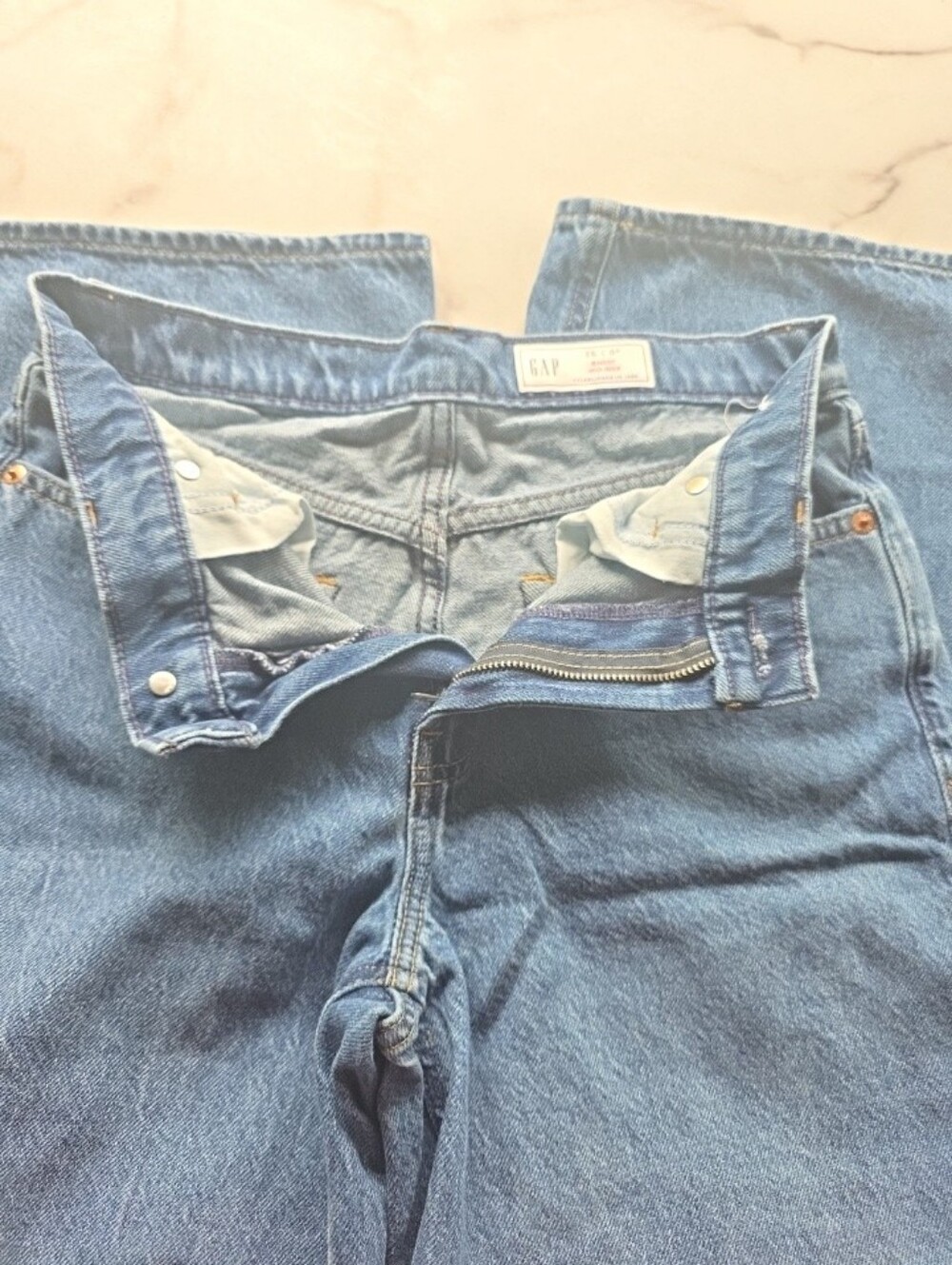 GAP Baggy Mid Rise Wide-Leg Jeans